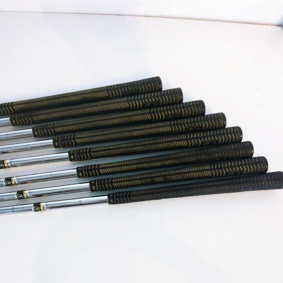 Cobra Dyn Golf Club Iron Set 3-PW ST2532 Steel Shafts Mens Right-Handed Vintage - Picture 5 of 5